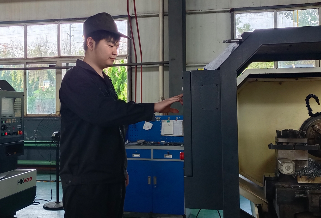 【前锋力量】勤恳好学的数控斥候