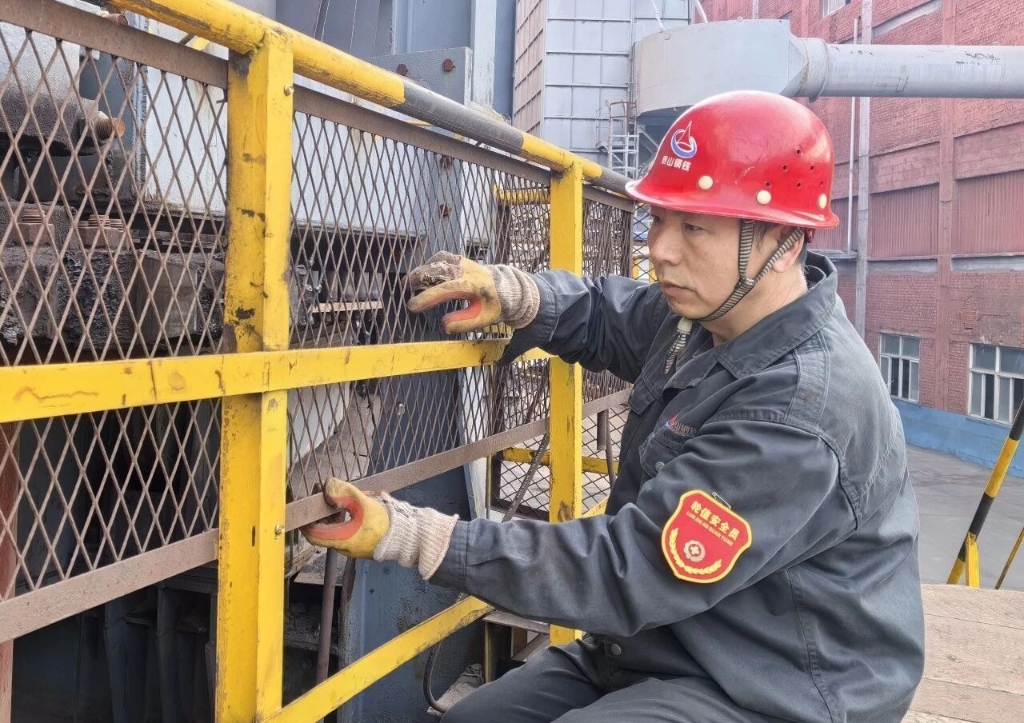 【前锋力量】一丝不苟的轮值安全员